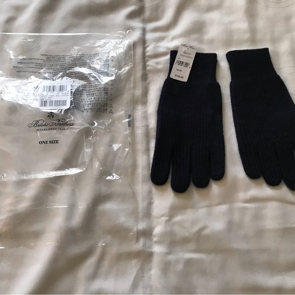 Brooks Brothers Ladies Knitted Cashmere Gloves - Picture 1 of 3